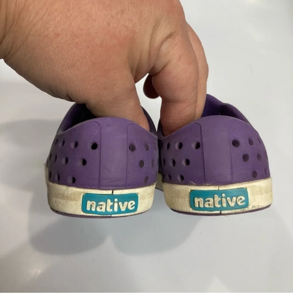 Native Jefferson shoes size‎ 6 purple